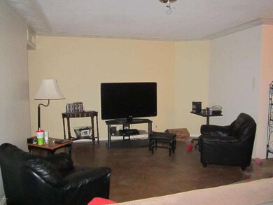 Living Room.JPG