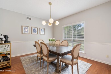 05-Dining Room