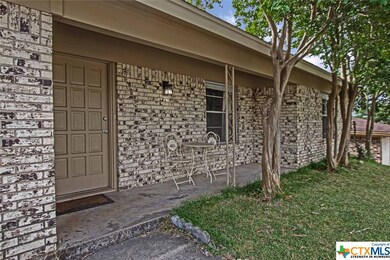 1902 Wanda St, Copperas Cove, TX 76522 - photo 2
