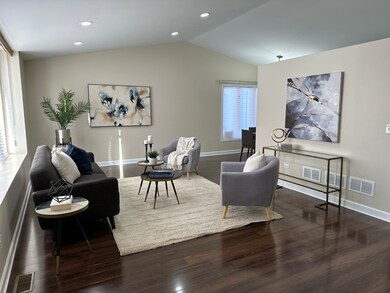 18043 Poplar Ln, Country Club Hills, IL 60478 - photo 5