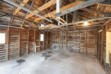 1208 W Broadway St, Mount Pleasant, MI 48858 - photo 5