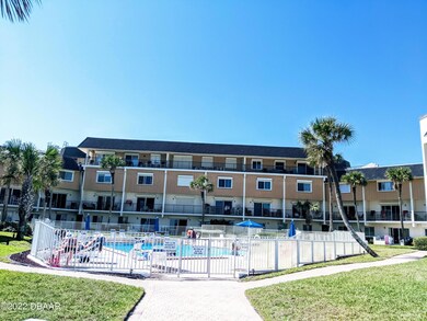 Community pool