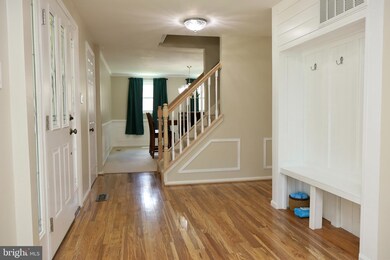 6310 Falling Brook Dr, Burke, VA 22015 - photo 7