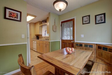 1741 Skilak Cir, Anchorage, AK 99504 - photo 4