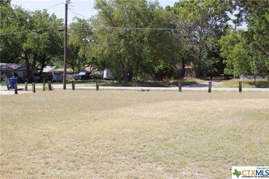 1215 Ritter St, Copperas Cove, TX 76522 - photo 2