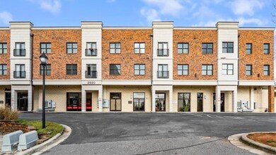 2920 Martinsville Rd unit 301, Greensboro, NC 27408 - photo 3