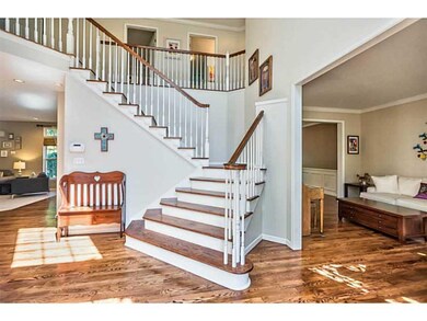 Entry/Foyer.