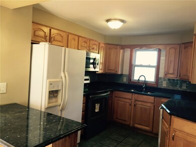 7 Doane St, Cranston, RI 02910 - photo 6