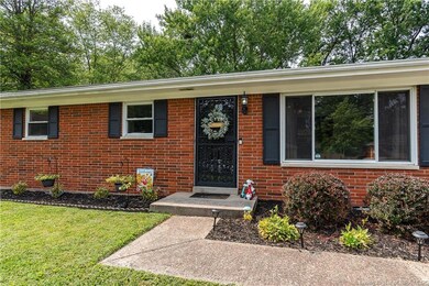 2009 Mary Lee Dr, New Albany, IN 47150 - photo 4