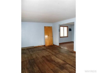2308 Niagara St, Niagara Falls, NY 14303 - photo 5