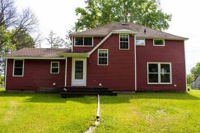 N7931 8th Ave, New Lisbon, WI 53950 - photo 5