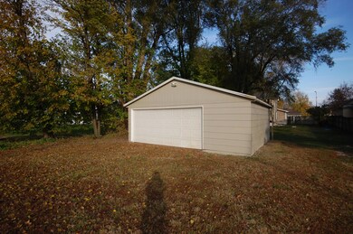 Oversized Garage