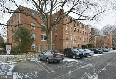 3310 27th St NW unit 11, Washington, DC 20008 - photo 4