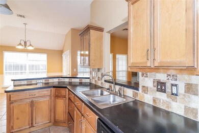 509 SW 158th Terrace, Oklahoma City, OK 73170 - photo 6