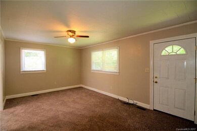 119 Classic Ln, Statesville, NC 28625 - photo 4