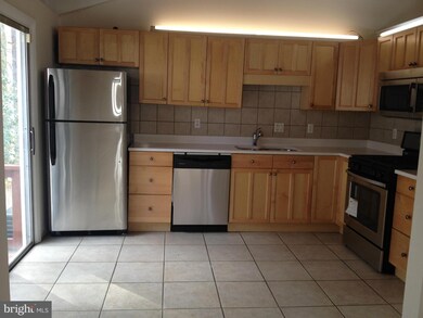 12720 Torrington St, Woodbridge, VA 22192 - photo 5