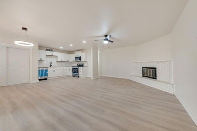 6316 Sandhurst Ln E, North Richland Hills, TX 76182 - photo 6