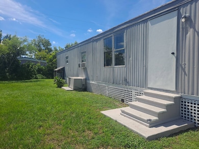 611 Elephant Way unit 611, North Fort Myers, FL 33917 - photo 7