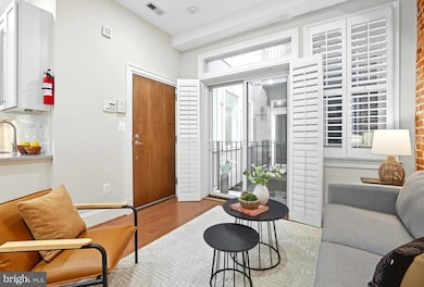 1448 Harvard St NW unit 3, Washington, DC 20009 - photo 3