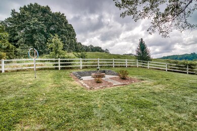 24166-Walden-Rd-Abingdon-VA Highlands-Re