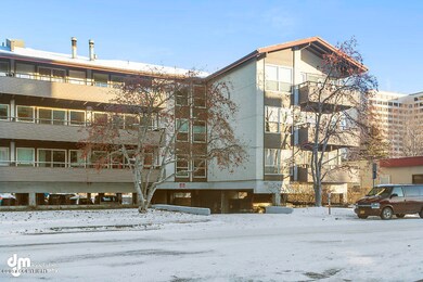 Exterior_DMD_9270-SMALL