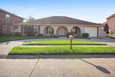 6800 Lake Willow Dr, New Orleans, LA 70126 - photo 2