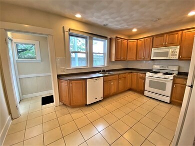 36 Warren St unit 1, Arlington, MA 02474 - photo 7
