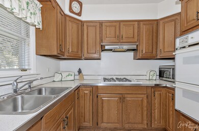 314 Webster St, Algonquin, IL 60102 - photo 5