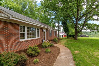004-312859-04-226 Arthur Circle-0620_772