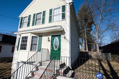 541 Mammoth Rd, Dracut, MA 01826 - photo 4