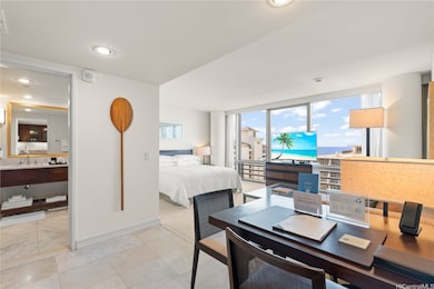 223 Saratoga Rd unit 1721, Honolulu, HI 96815 - photo 4