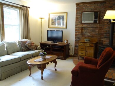 62 Brookmeade Cir, White River Junction, VT 05001 - photo 4