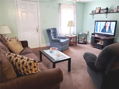 49 Riverview Ave, Pawtucket, RI 02860 - photo 4