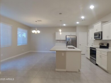 1326 N Parkcrest Cir, Mesa, AZ 85205 - photo 3