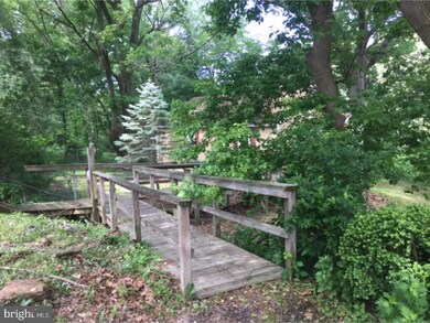 564 Newtown Rd, Langhorne, PA 19047 - photo 4