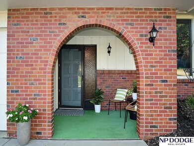 2631 N 125th Cir, Omaha, NE 68164 - photo 2