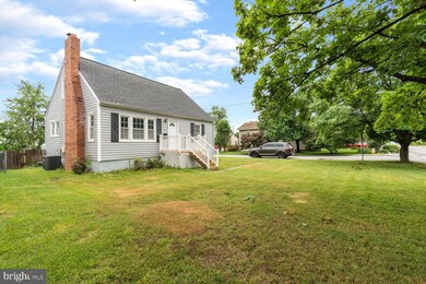 15 2nd Ave S, Glen Burnie, MD 21061 - photo 3