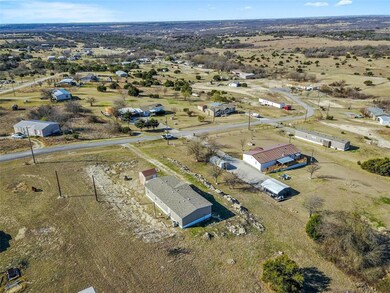 124 Upper Denton Ct, Weatherford, TX 76085 - photo 3