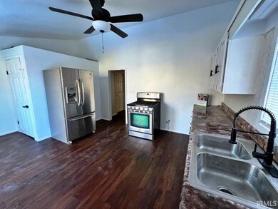 3308 E 14th St, Muncie, IN 47302 - photo 3