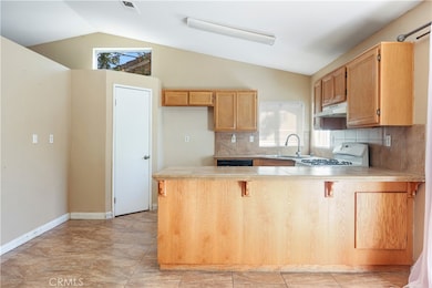 14820 Redwood St, Adelanto, CA 92301 - photo 5