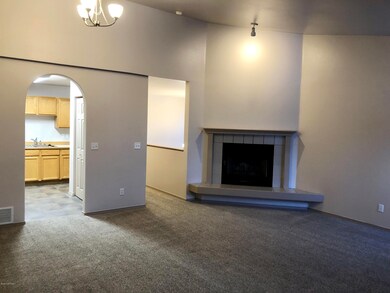 4001 Lunar Dr unit B, Anchorage, AK 99504 - photo 4