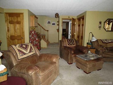 1071 Remington Dr, North Tonawanda, NY 14120 - photo 2