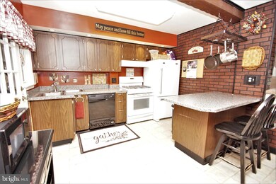 938 Middlesex Rd, Essex, MD 21221 - photo 6