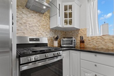 13360 Burbank Blvd unit 15, Sherman Oaks, CA 91401 - photo 6