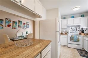 Kitchen to Dining pass through
