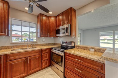 4735 NW 2nd St unit A, Delray Beach, FL 33445 - photo 6