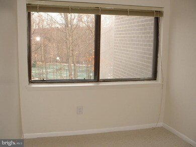 Chestnut Grove Condominiums unit 363, Reston, VA 20190 - photo 3