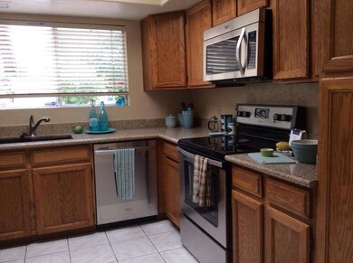 2258 E Flossmoor Cir, Mesa, AZ 85204 - photo 2