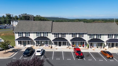 805 Carson Cir, Grottoes, VA 24441 - photo 4