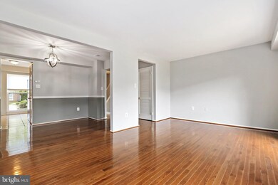 14435 Taos Ct, Silver Spring, MD 20906 - photo 3